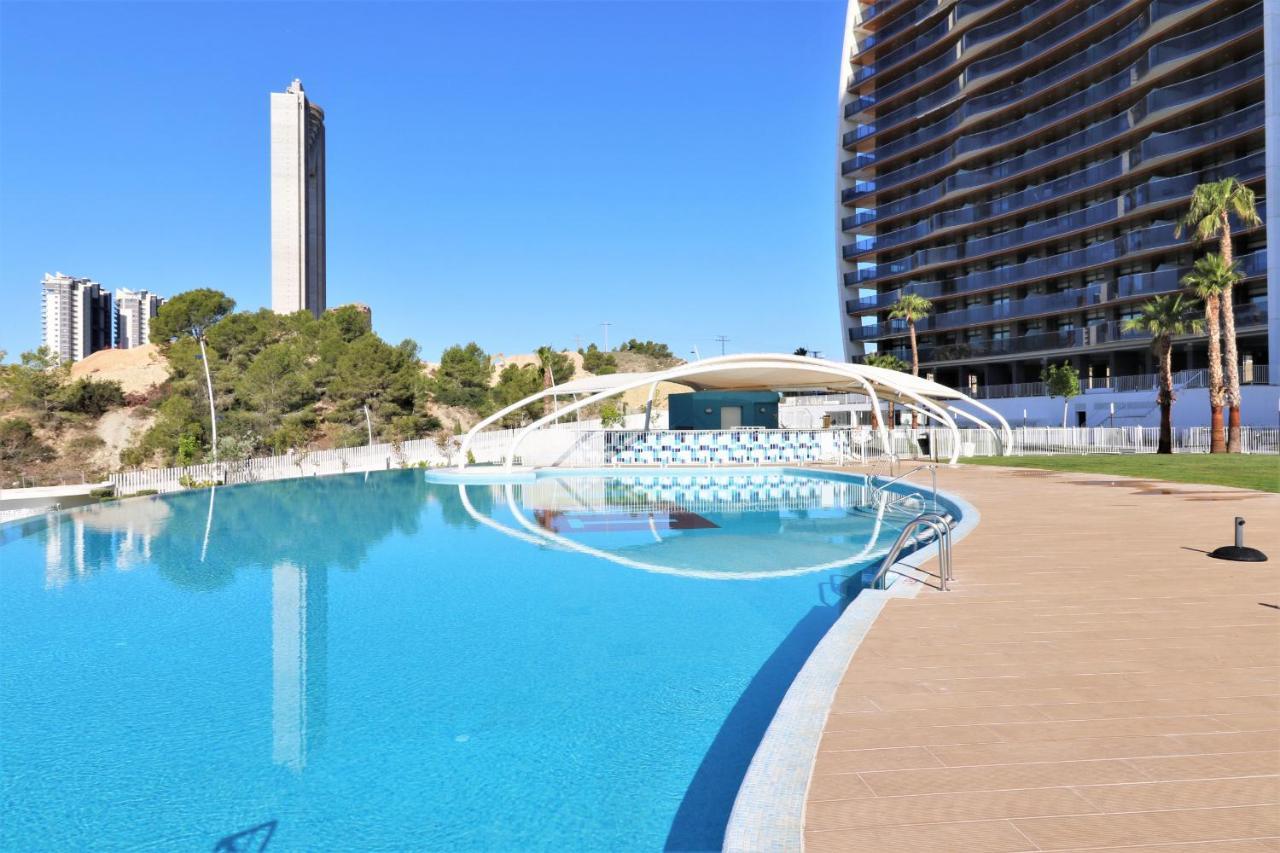 Sunset Waves Deluxe Apartments Poniente Beach Resort Бенидорм Экстерьер фото