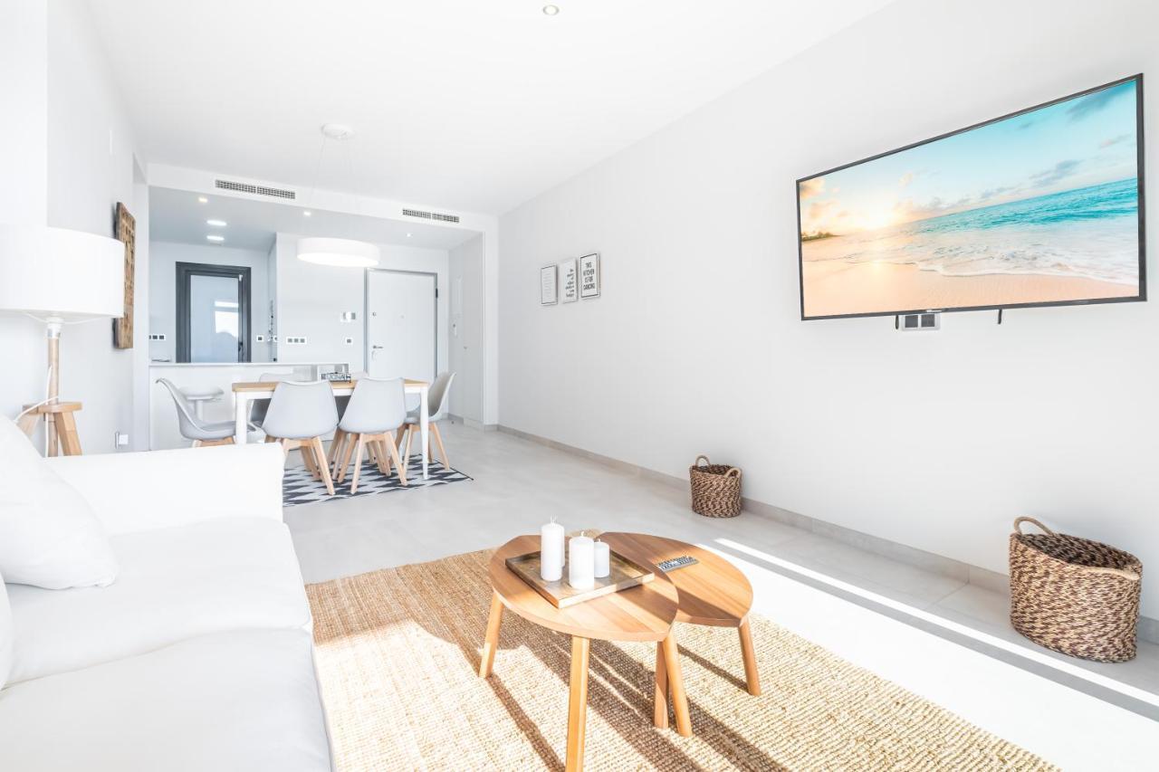 Sunset Waves Deluxe Apartments Poniente Beach Resort Бенидорм Экстерьер фото