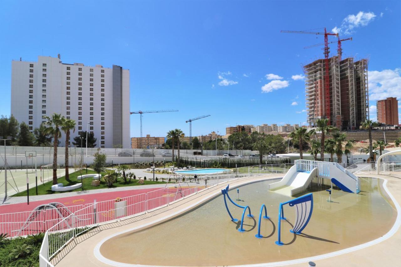 Sunset Waves Deluxe Apartments Poniente Beach Resort Бенидорм Экстерьер фото