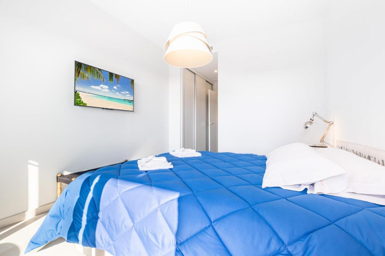 Sunset Waves Deluxe Apartments Poniente Beach Resort Бенидорм Экстерьер фото